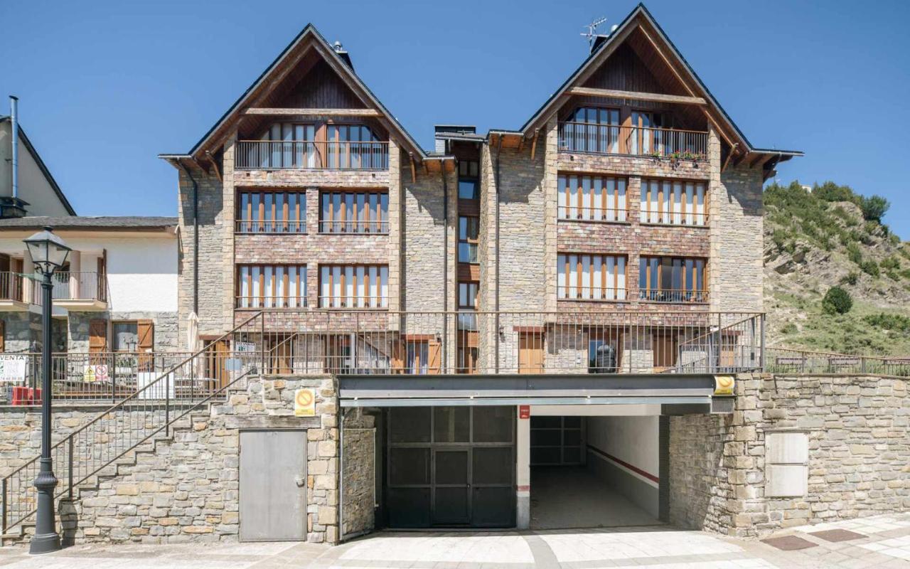 Apartamento El Balcon Familiar Del Pacino Sallent de Gállego Exterior foto